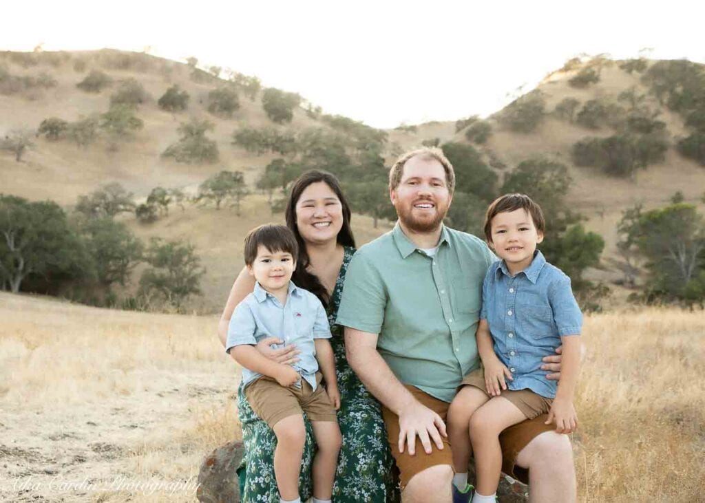 Walnut Creek best family photographer, photo studio in Walnut Creek, Bay Area, San Francisco. Aika Cardin Photography